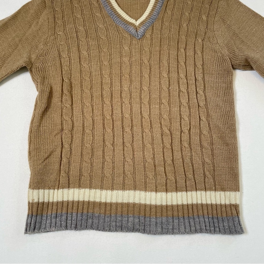 VTG cable knit v neck sweater medium - Picture 3 of 10